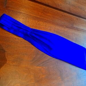 Blue silk Turnbull and Asser Cravat